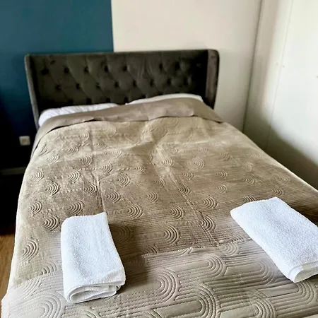 Apartment Cologne City Διαμέρισμα *