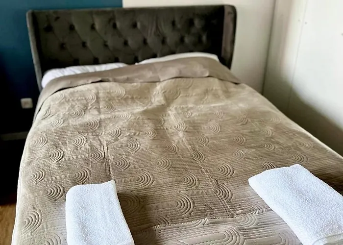 Apartment Cologne City Διαμέρισμα *